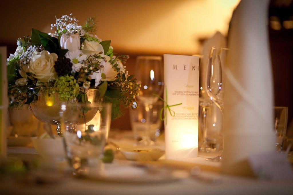 צל-אם-זי Schloss Prielau Hotel & Restaurants מראה חיצוני תמונה