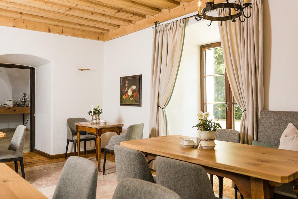 צל-אם-זי Schloss Prielau Hotel & Restaurants מראה חיצוני תמונה