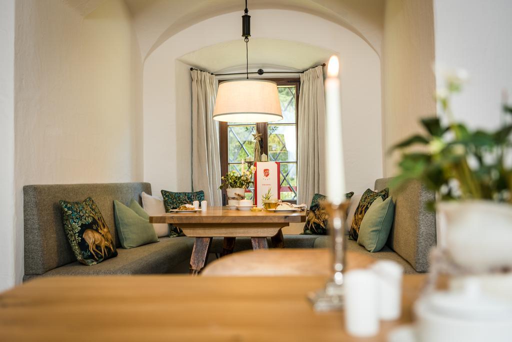 צל-אם-זי Schloss Prielau Hotel & Restaurants מראה חיצוני תמונה